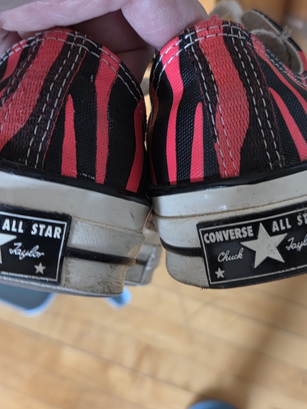 Converse Low Top Sneakers in Black & Hot Pink Zebra Print Women's Size 10 - Picture 5 of 5